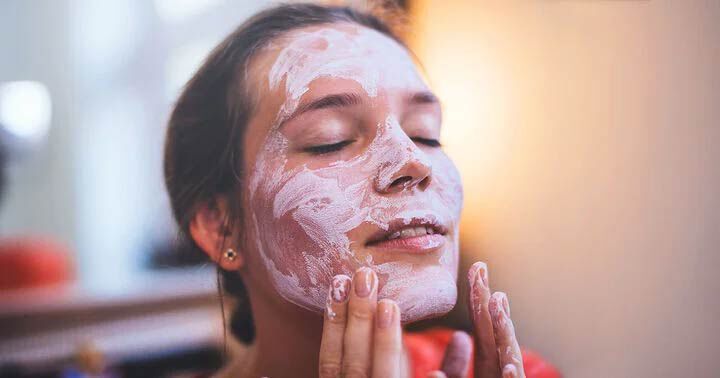 Exfoliering av ansikte